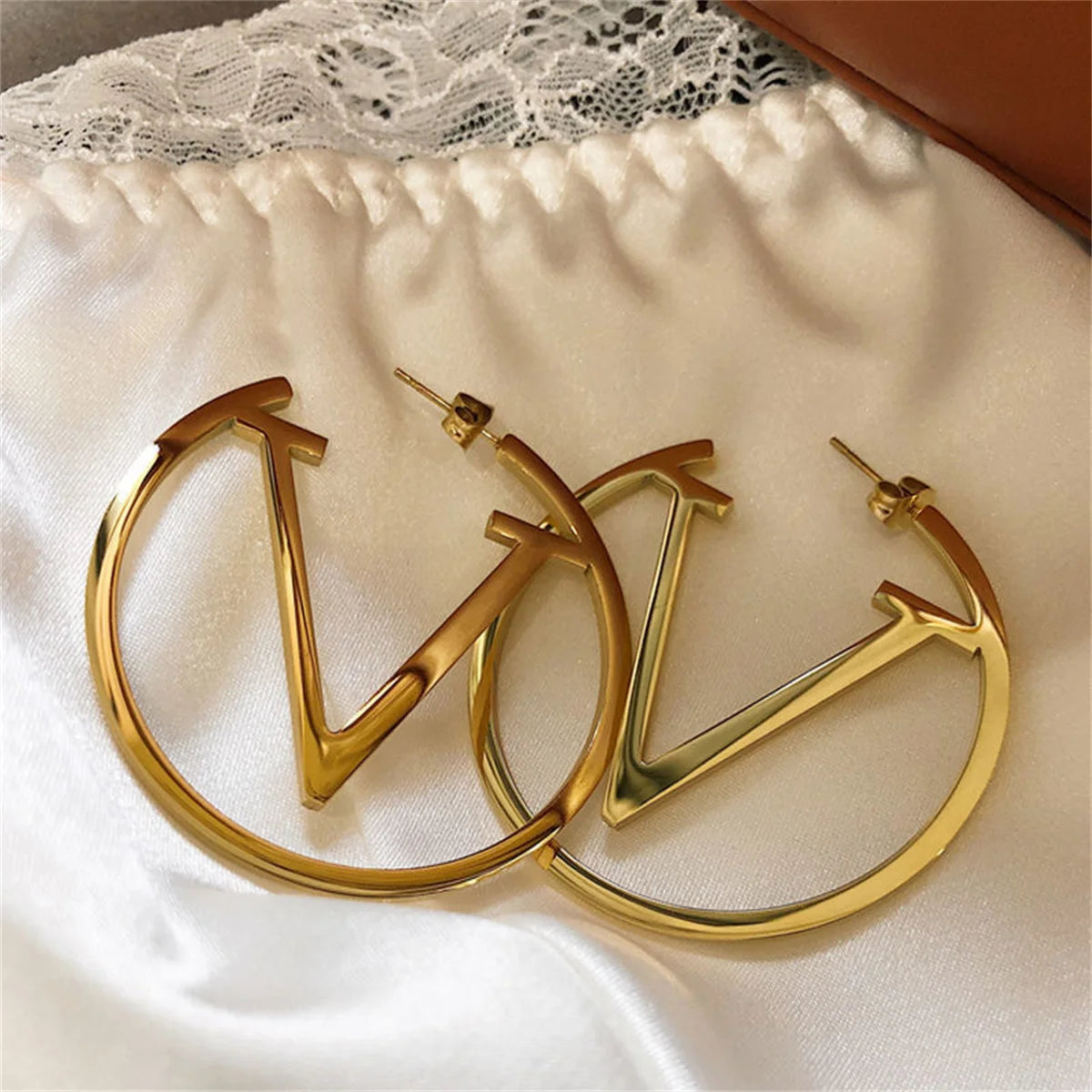 V Letter Circle Hoop Earrings